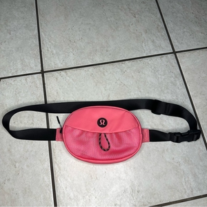 Lululemon Pink‎ Take It On Belt Bag